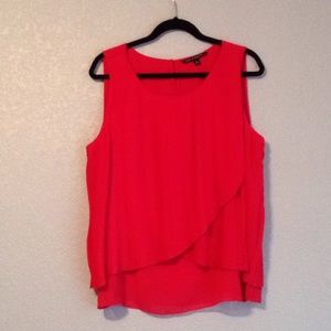 Zac and Rachel easy flow and elegant top.